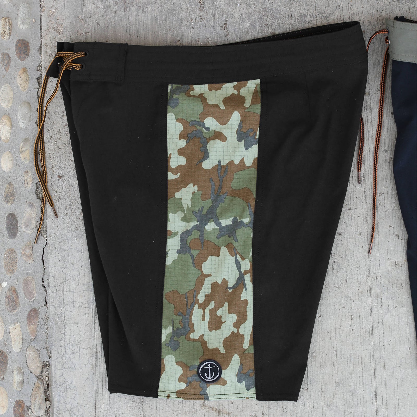 Keyhole Art Boardshort - Black - Captain Fin Co.