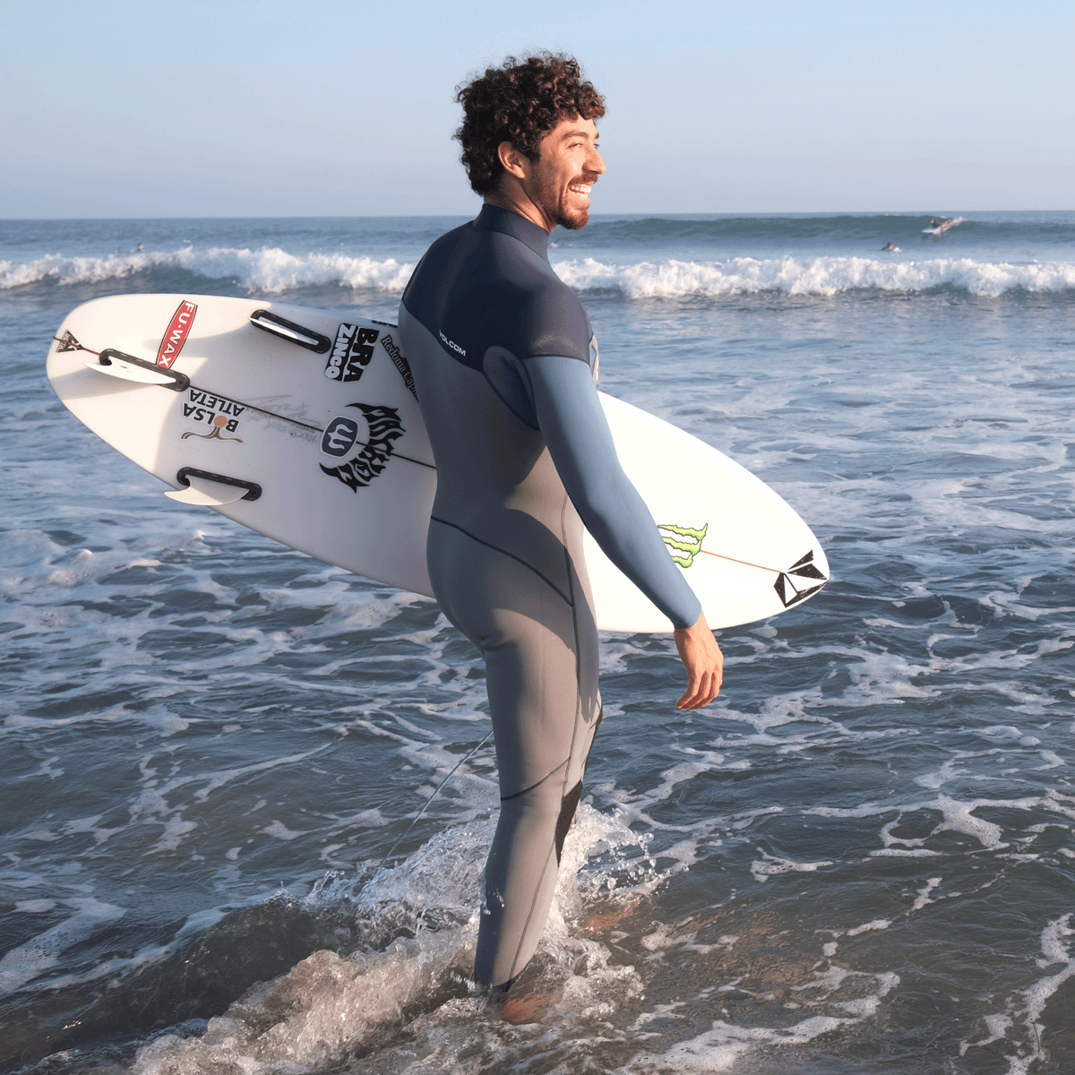 Yago Thruster White - Snap In - Captain Fin Co.